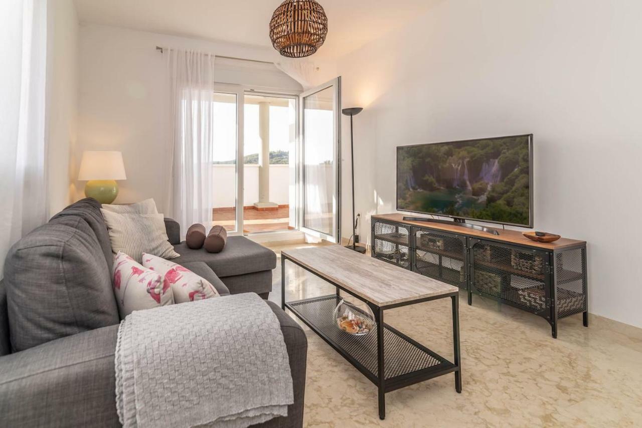 Recently Decorated 2Bdr Penthouse In Fuengirola Lejlighed Eksteriør billede